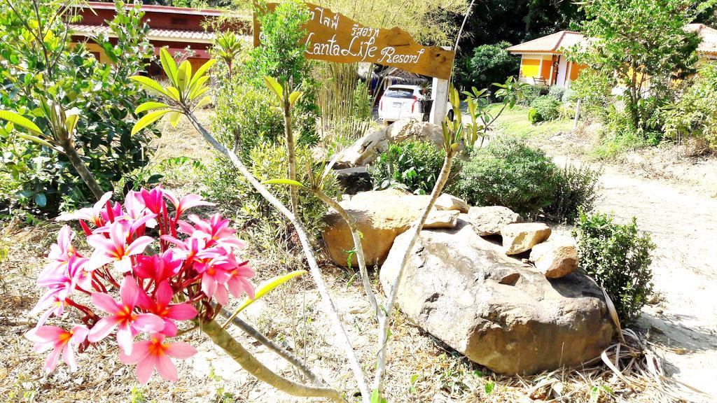 Phu Lanta Life Hotel Koh Lanta Exterior photo