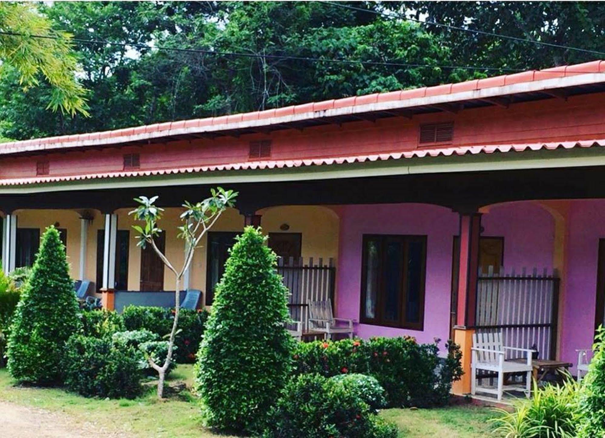 Phu Lanta Life Hotel Koh Lanta Exterior photo