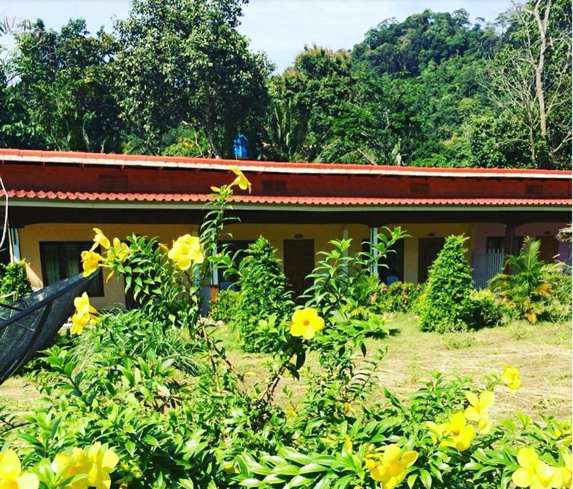 Phu Lanta Life Hotel Koh Lanta Exterior photo